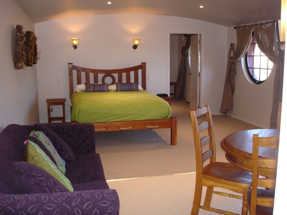 Woodlyn Park Motel Waitomo Caves Ngoại thất bức ảnh